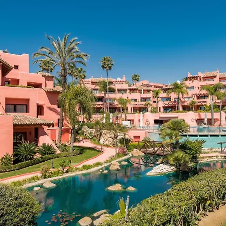 Golden Shore Seafront Estepona